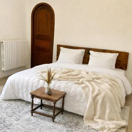 De Charme - 4 Independantes Et 3 Salles De Bains Bed & Breakfast