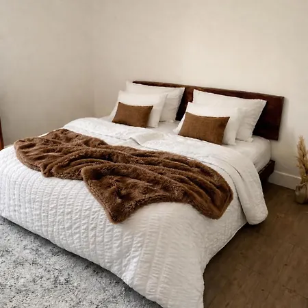 Bed & Breakfast De Charme - 4 Independantes Et 3 Salles De Bains